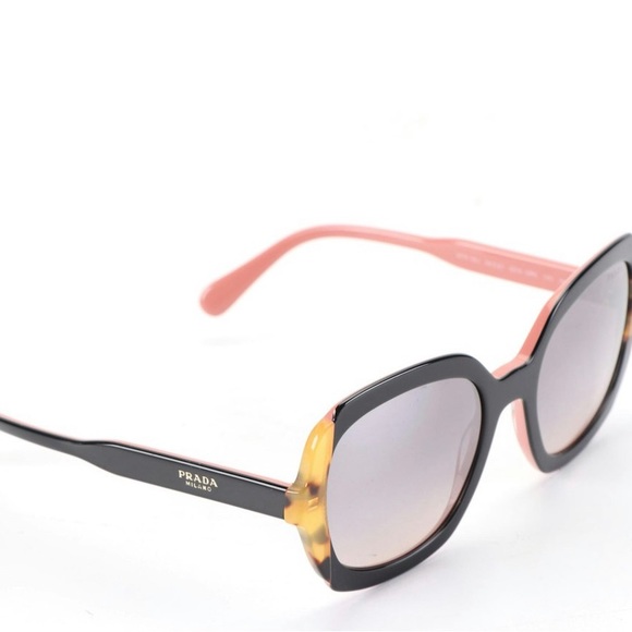 🦋Prada SPR 16U Butterfly Sunglasses with Case and Box 🦋 - Picture 2 of 5